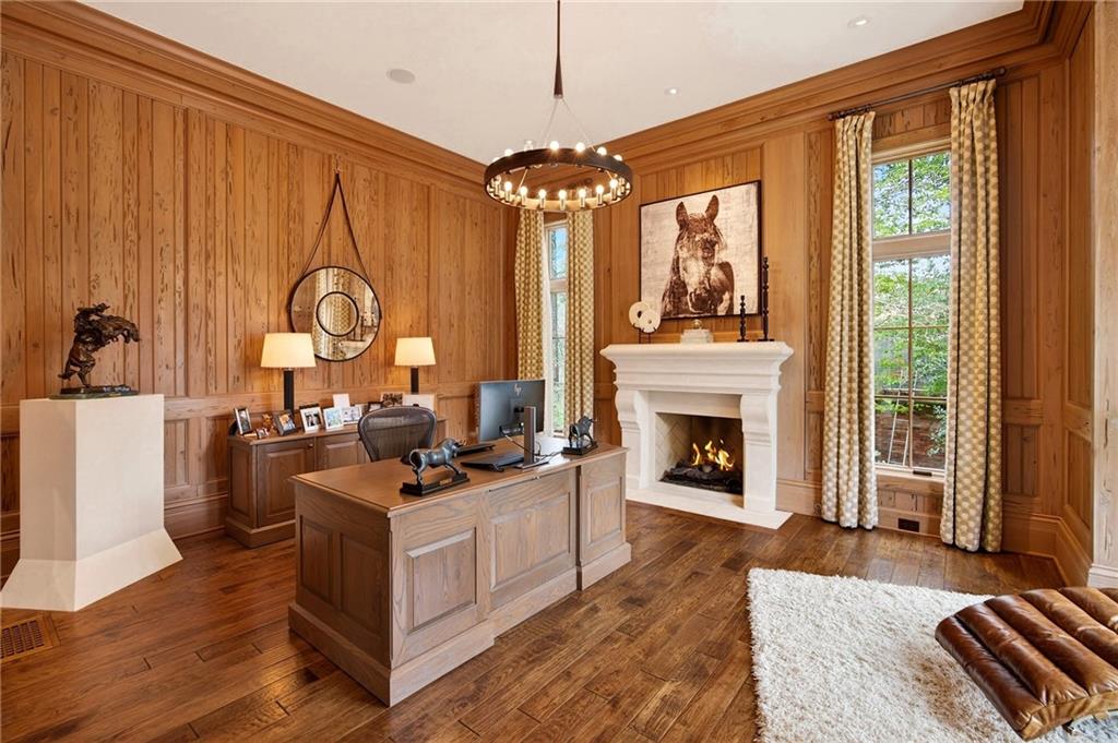 5148 Powers Ferry Road