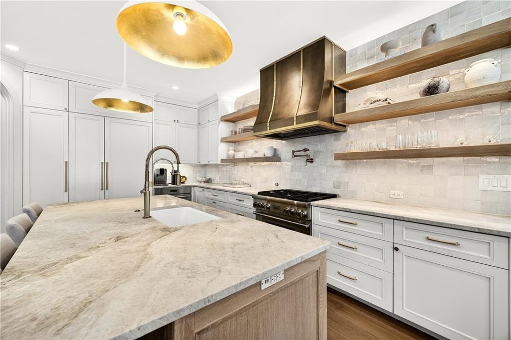 4855 Kitty Hawk Drive