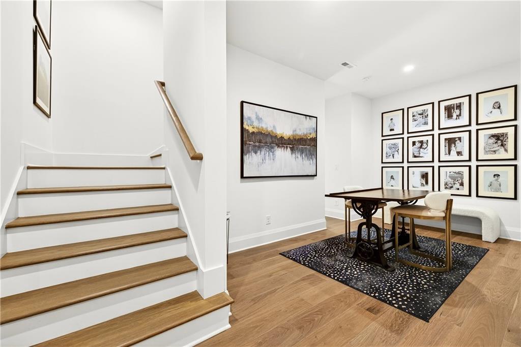 4855 Kitty Hawk Drive