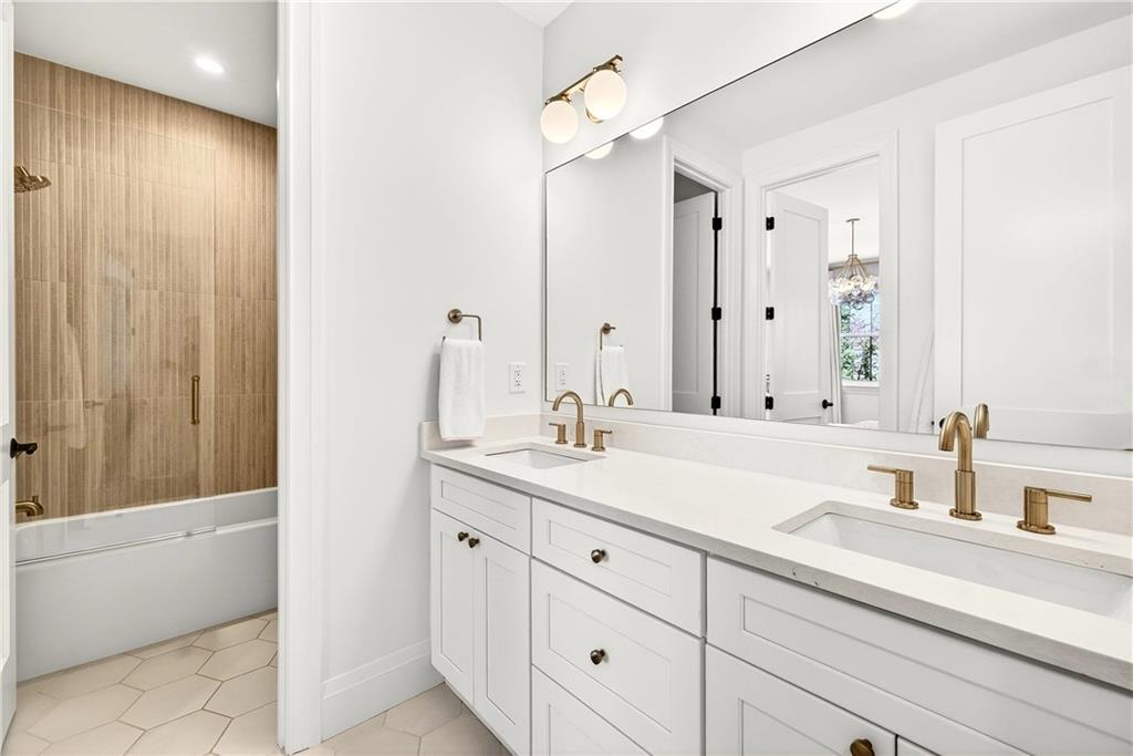 4855 Kitty Hawk Drive