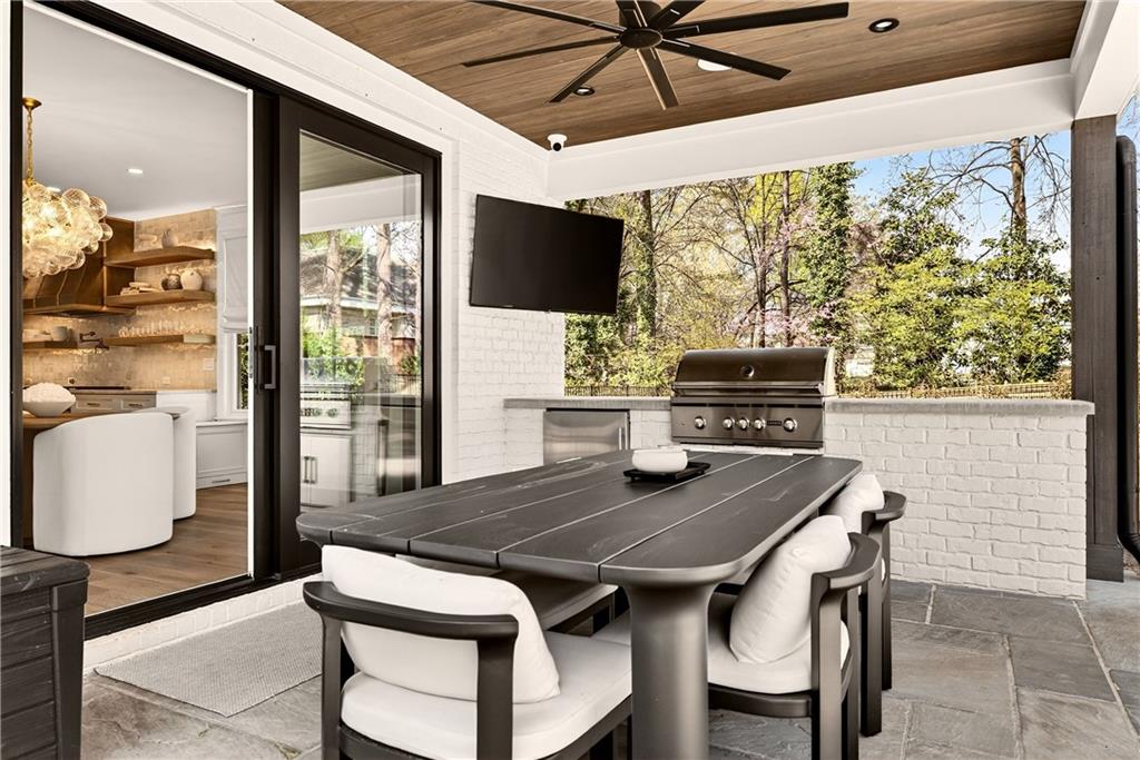 4855 Kitty Hawk Drive