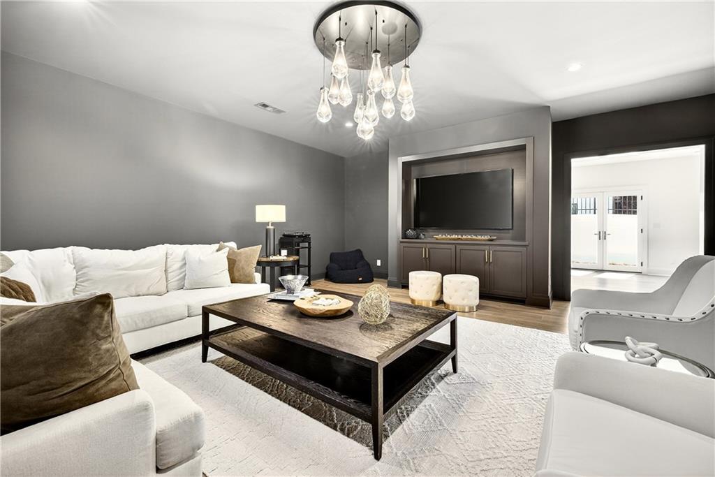 4855 Kitty Hawk Drive