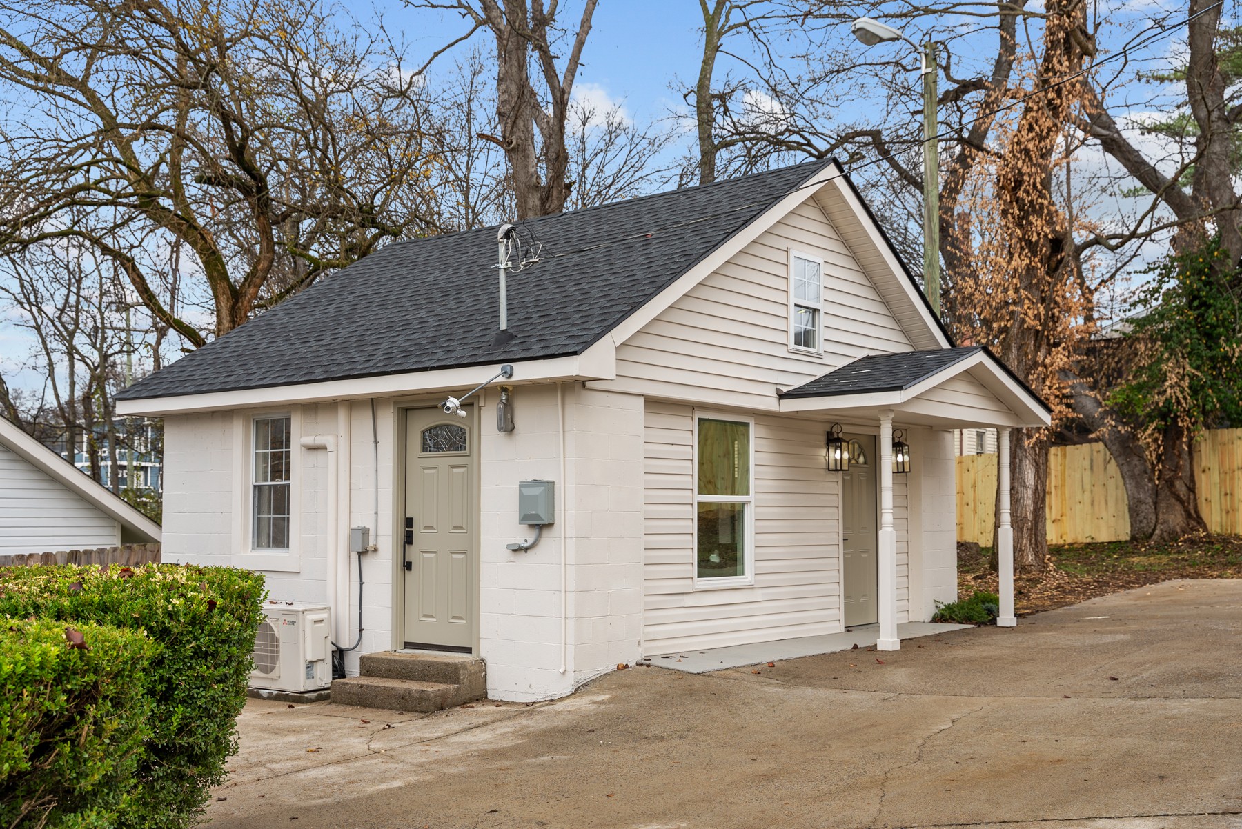 1026 College Ave