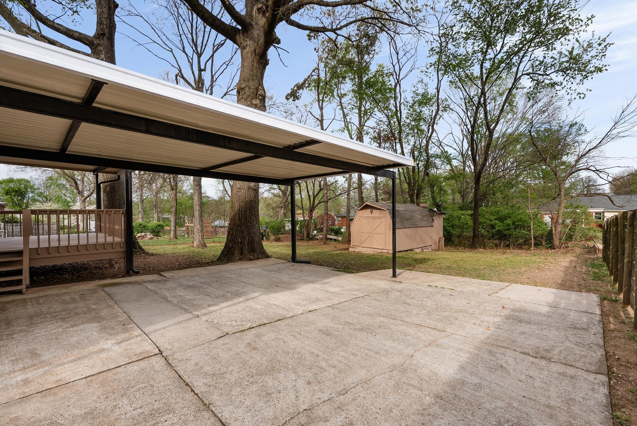 3614 Floral Dr
