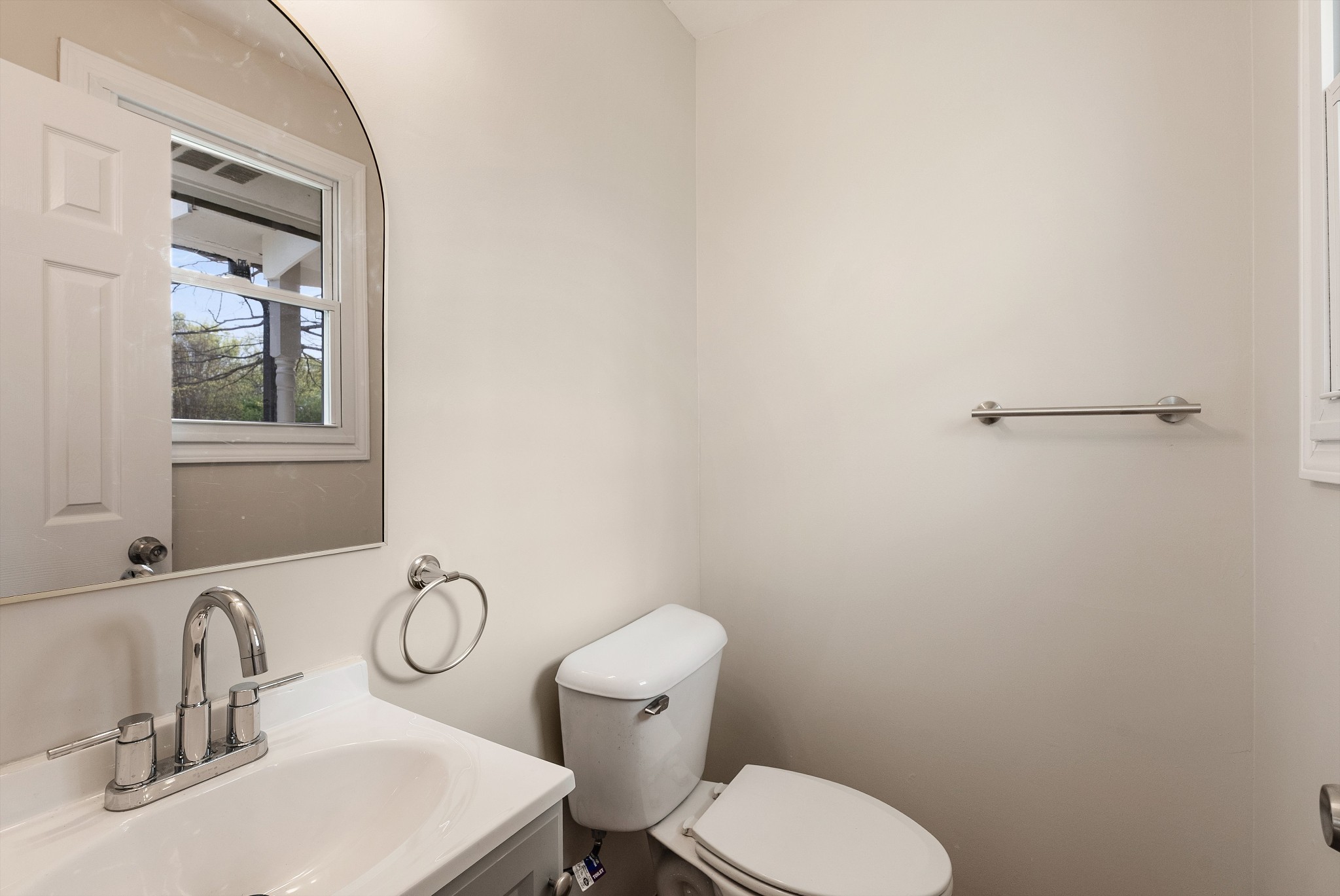 3614 Floral Dr