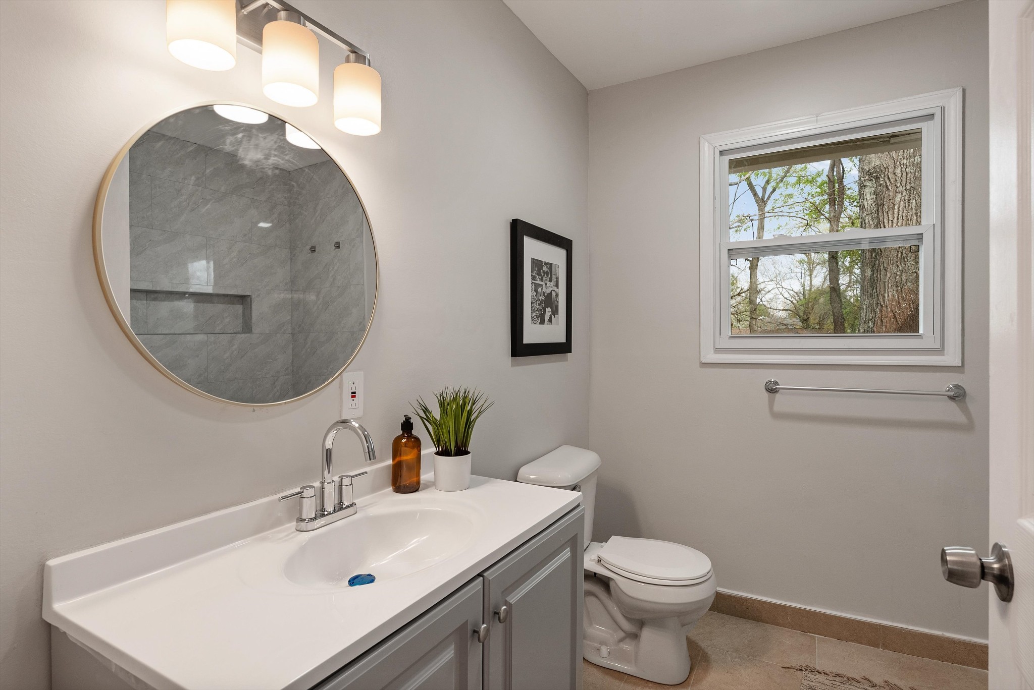 3614 Floral Dr