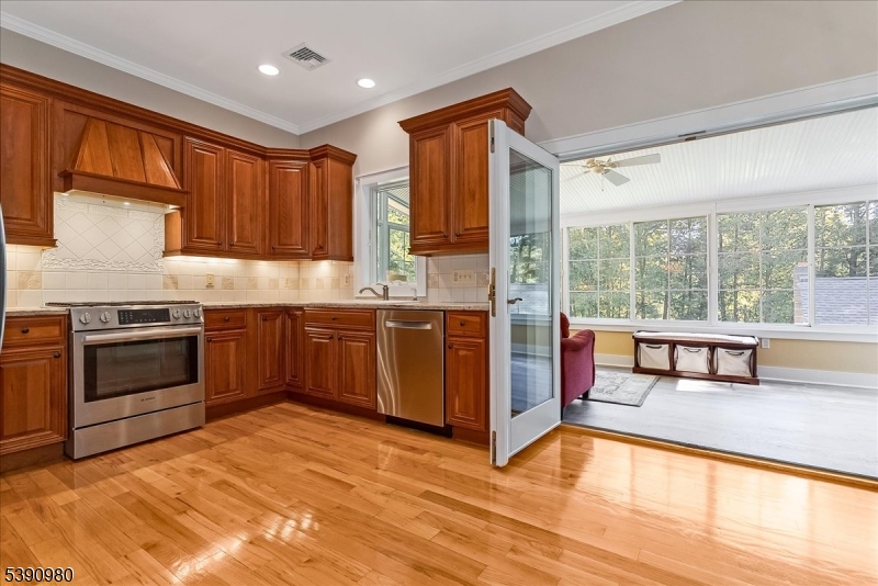 233 Intervale Rd