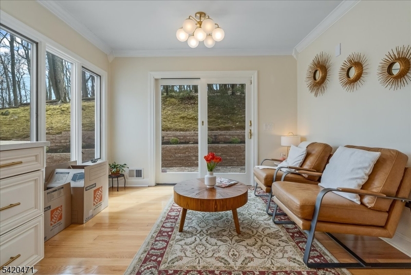 24 Lord William Penn Dr