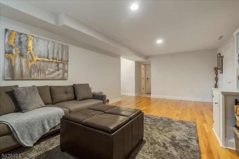 24 Lord William Penn Dr