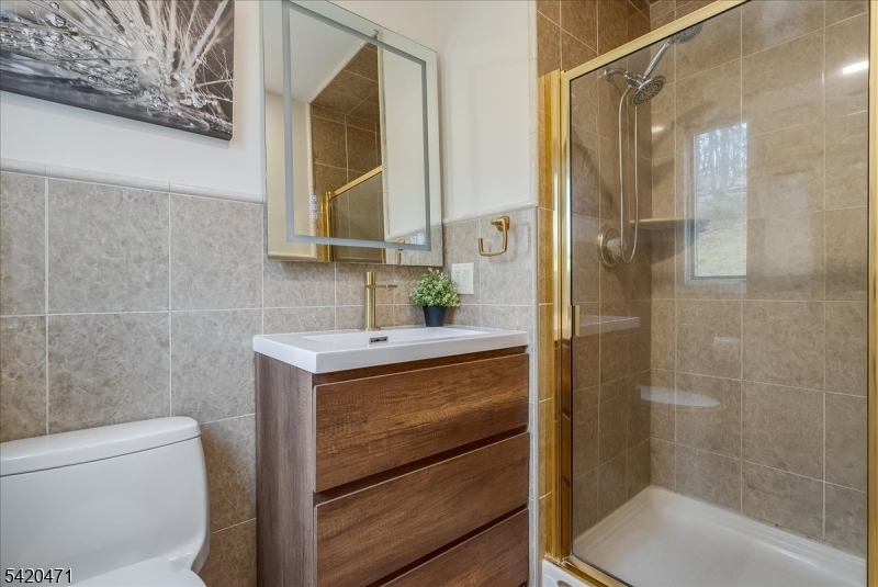 24 Lord William Penn Dr