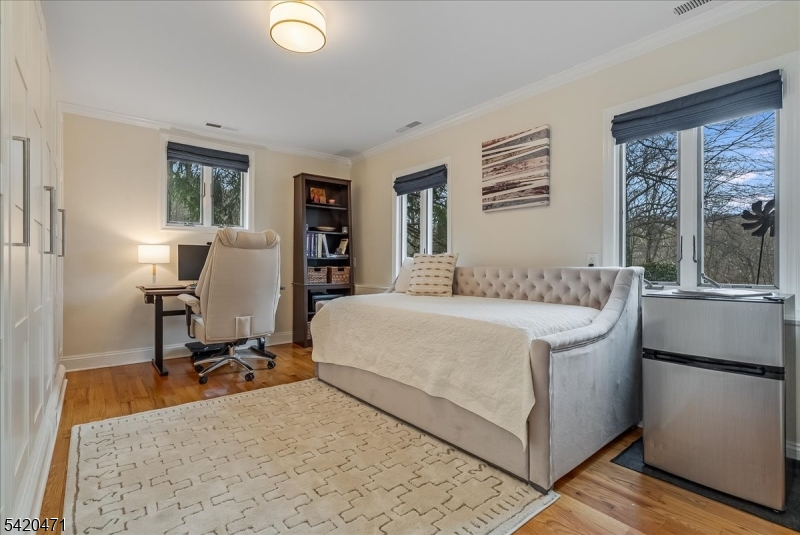 24 Lord William Penn Dr