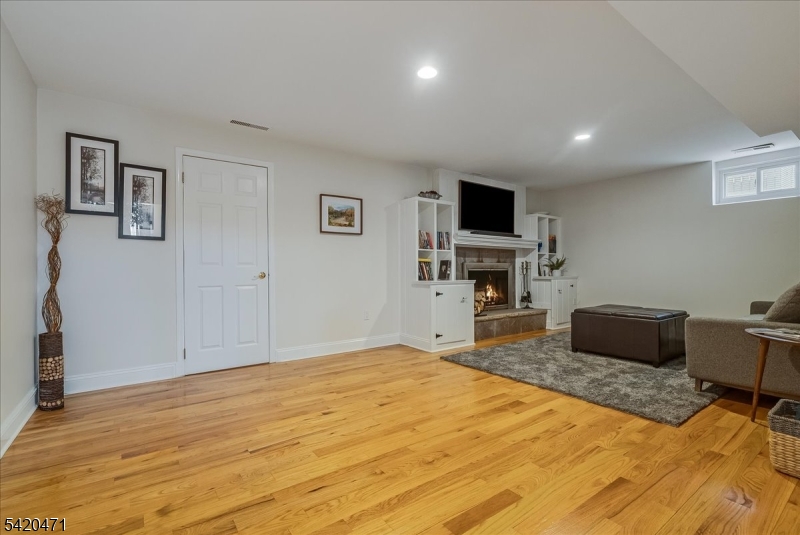 24 Lord William Penn Dr