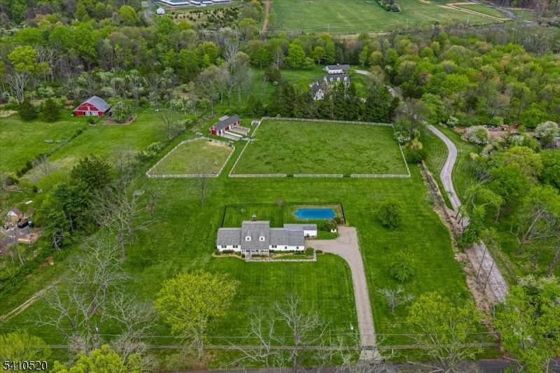7 Daly Rd