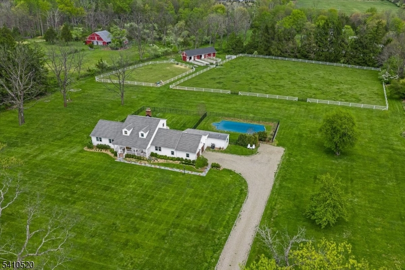 7 Daly Rd