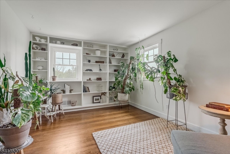 7 Daly Rd