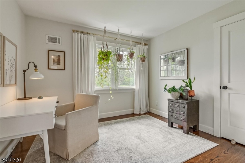 7 Daly Rd