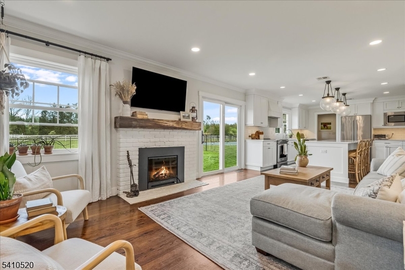 7 Daly Rd