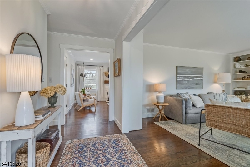 7 Daly Rd