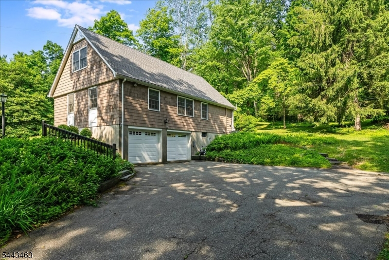 45 Gristmill Rd