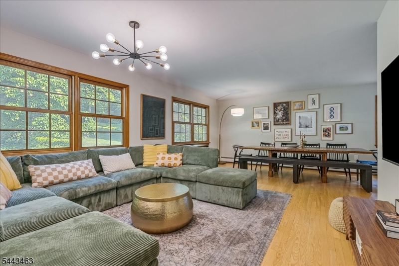 45 Gristmill Rd
