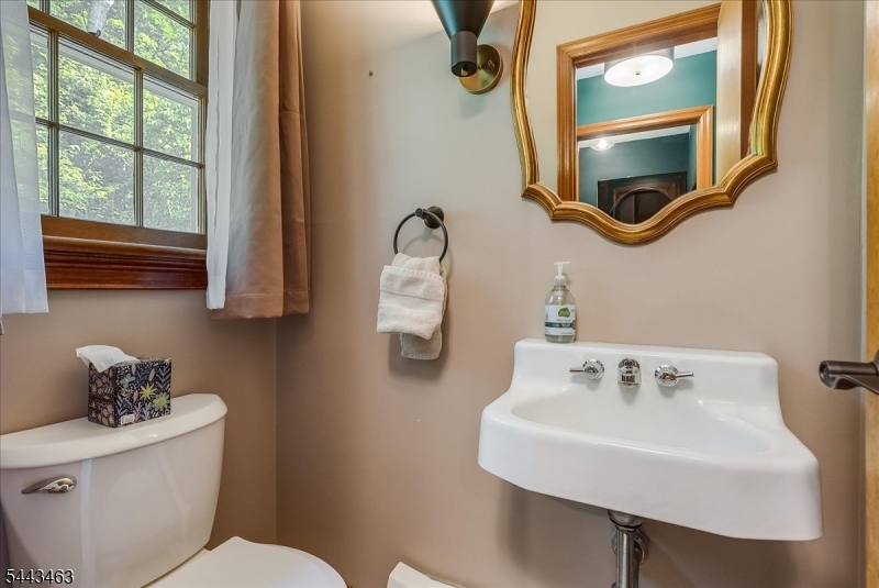 45 Gristmill Rd