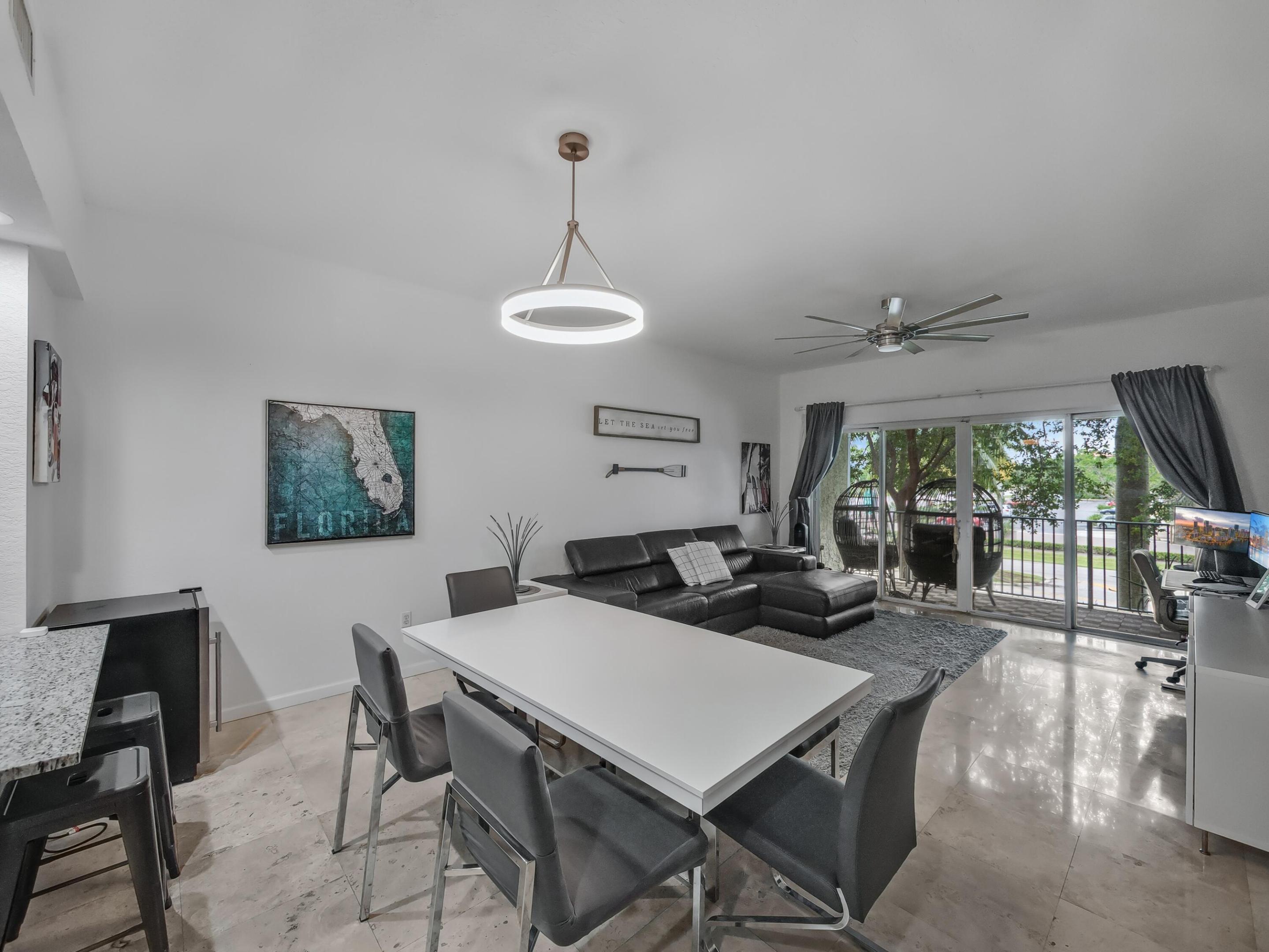 1610 Presidential Way 207