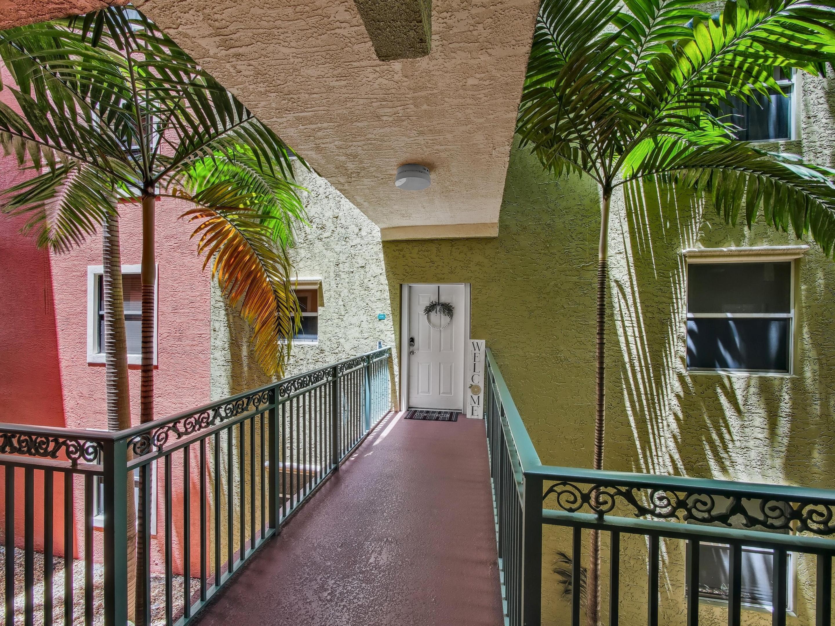 1610 Presidential Way 207