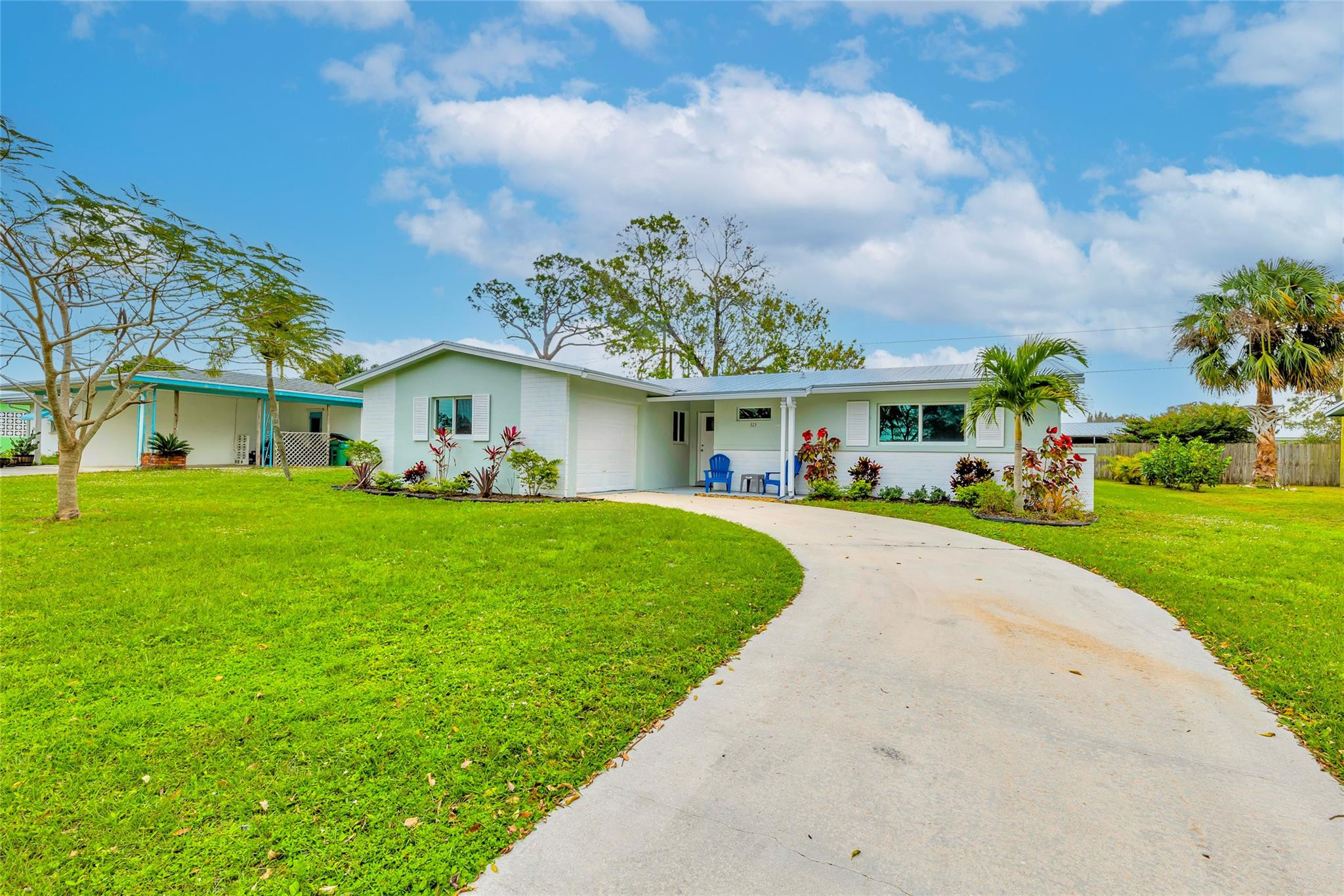 323 Shady Ln