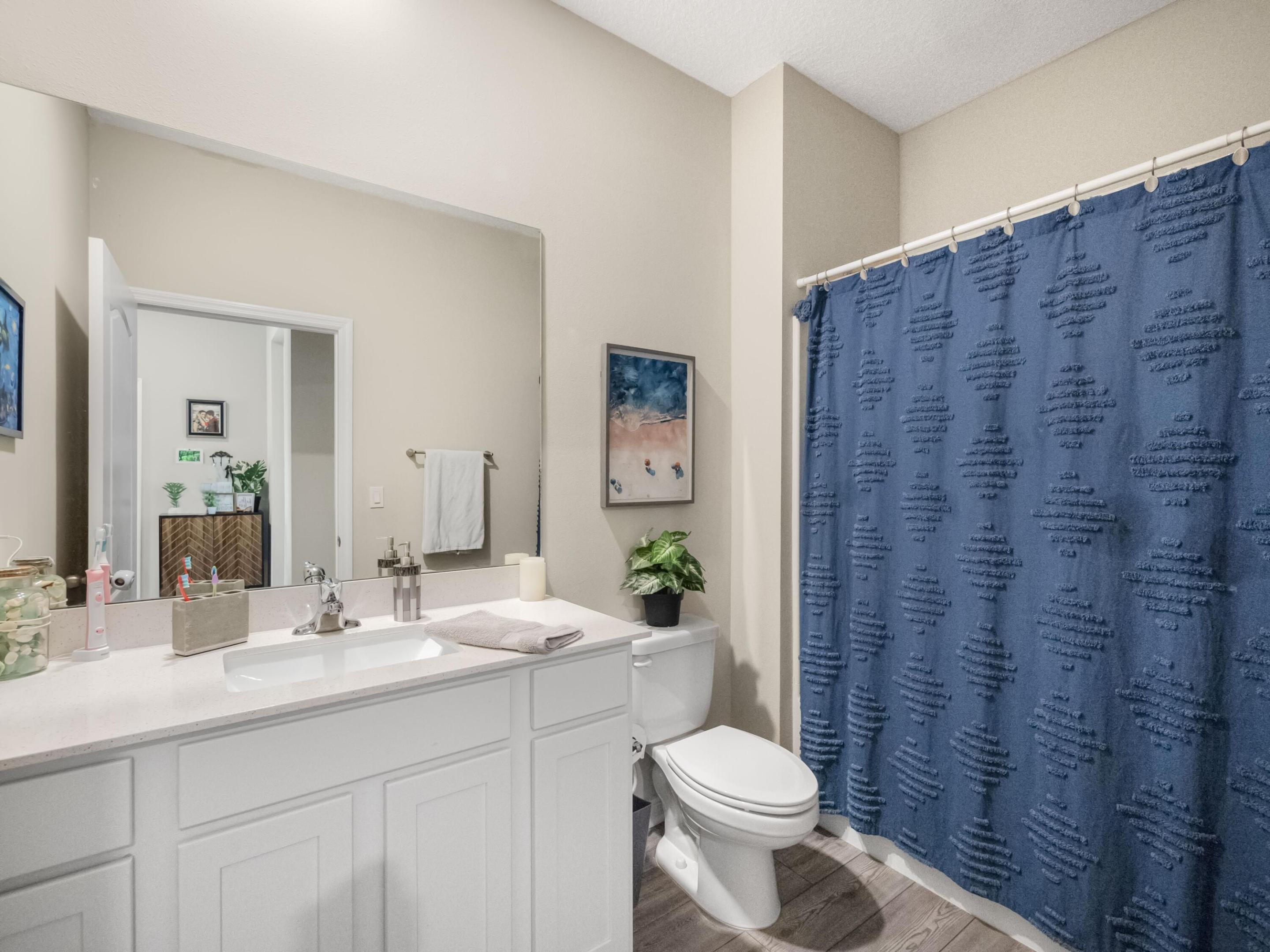 1637 Merriment Way