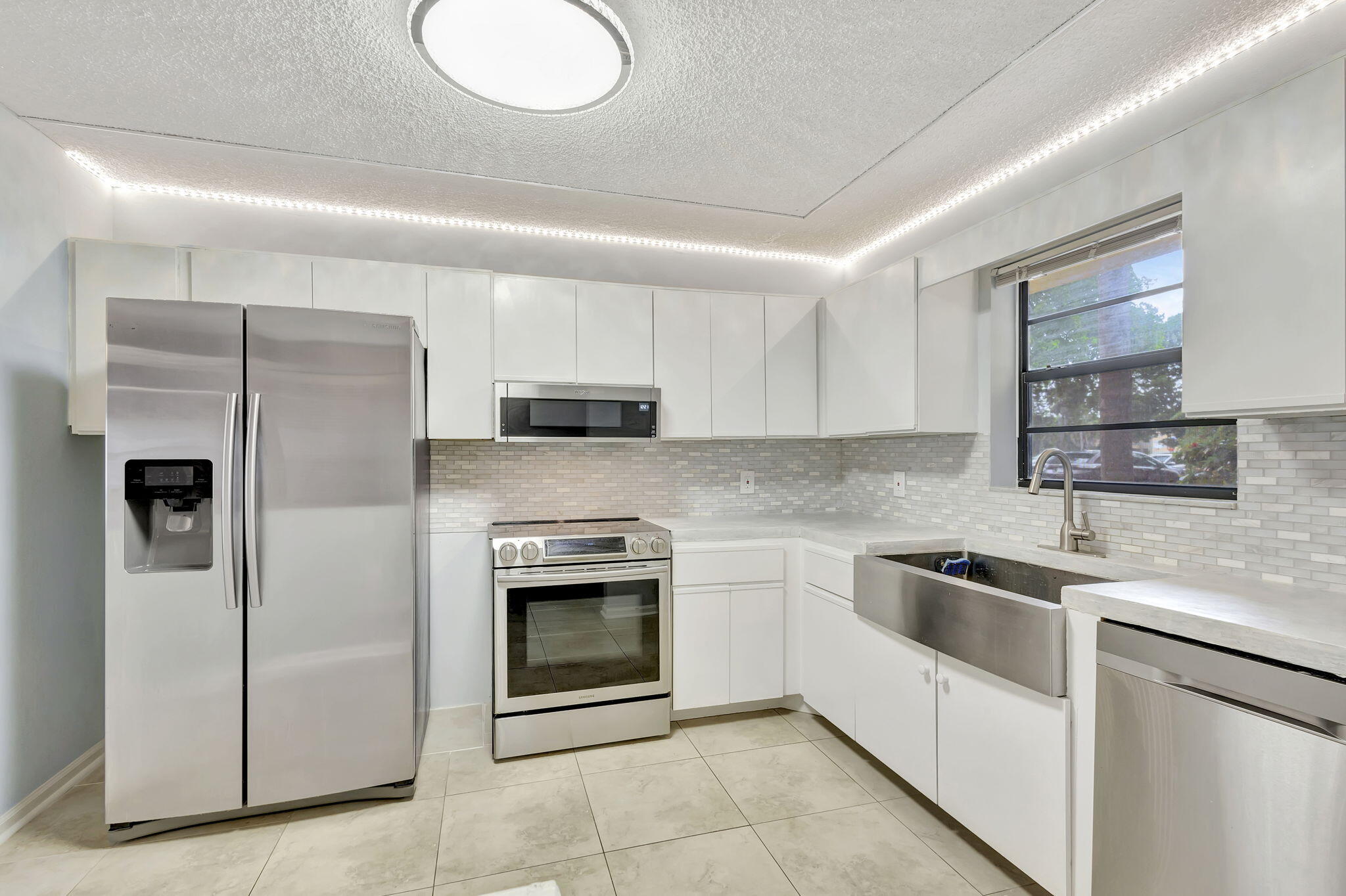 327 Southwind Drive 105