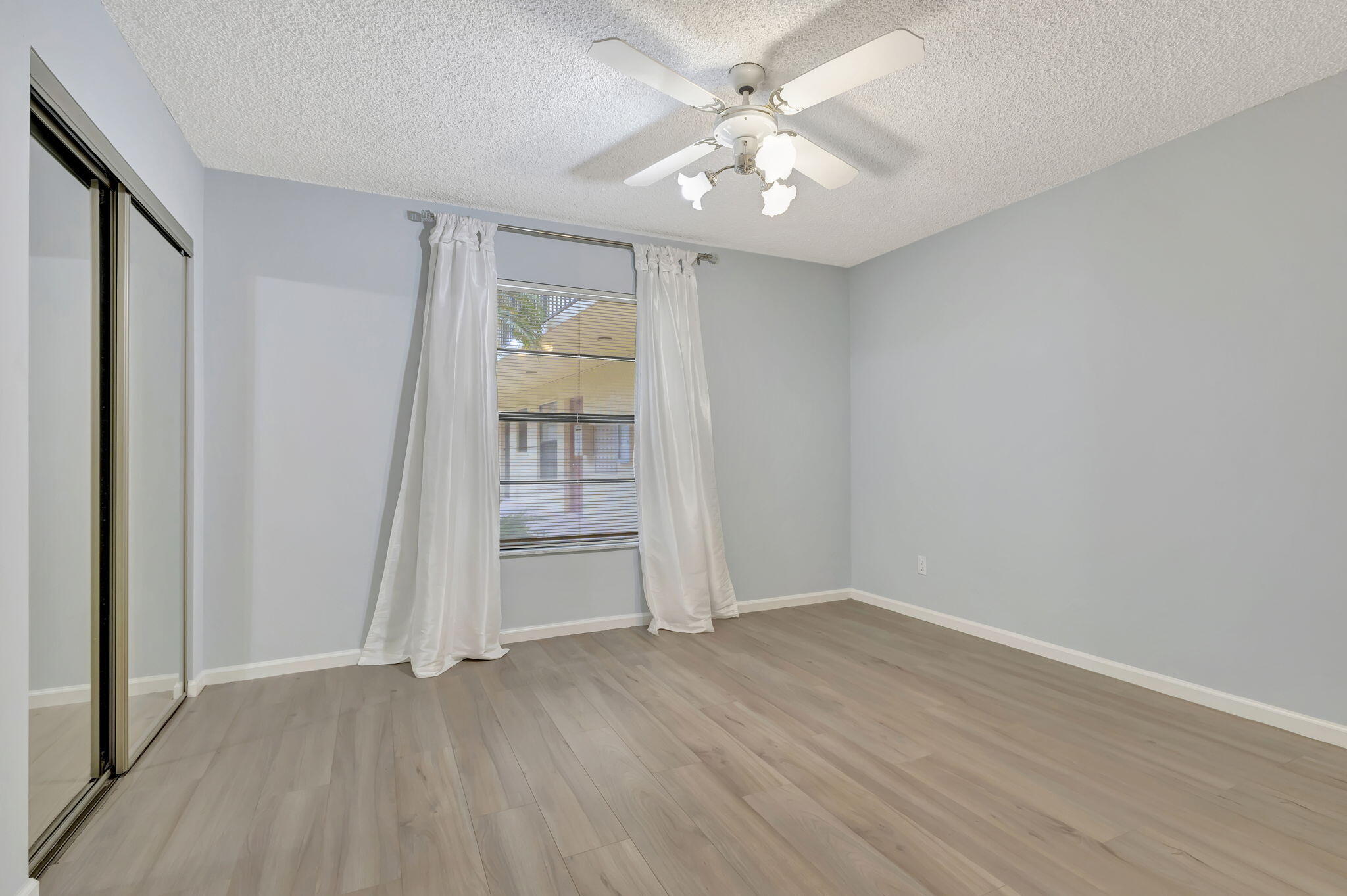 327 Southwind Drive 105