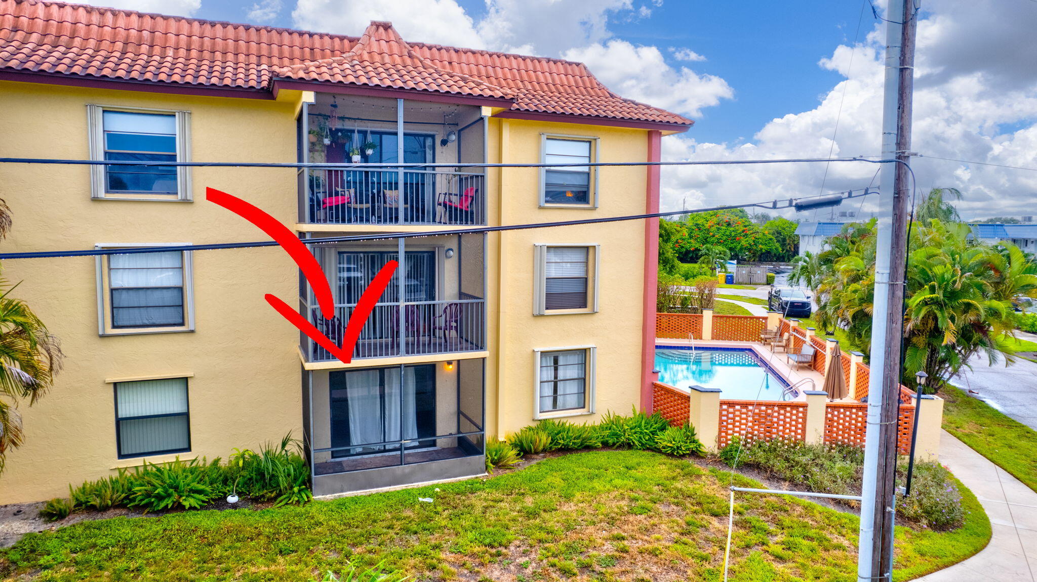 327 Southwind Drive 105