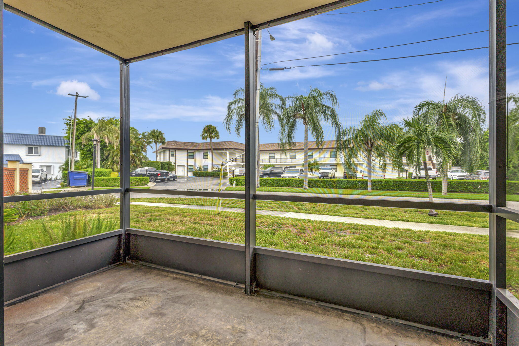 327 Southwind Drive 105