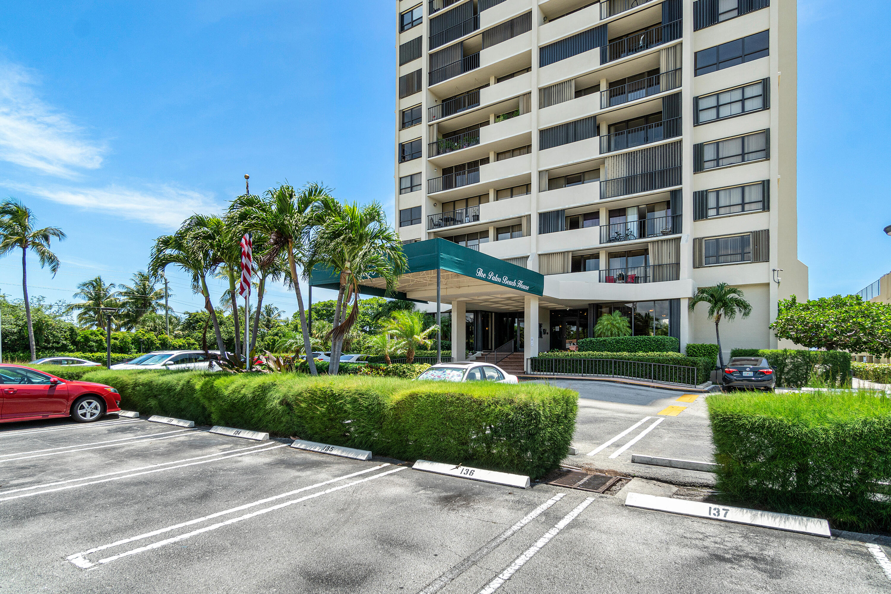 5600 N Flagler Drive 409