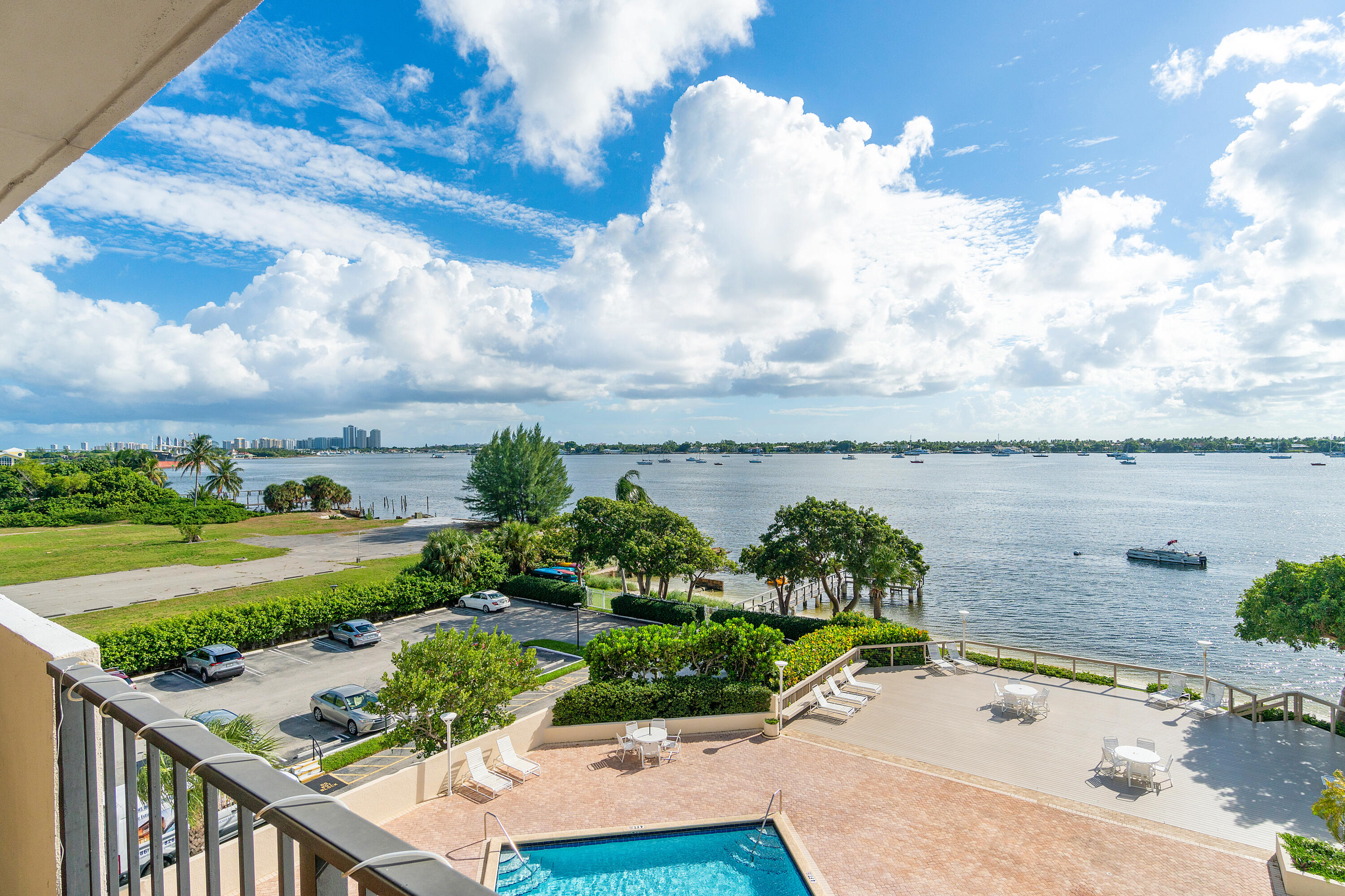 5600 N Flagler Drive 409