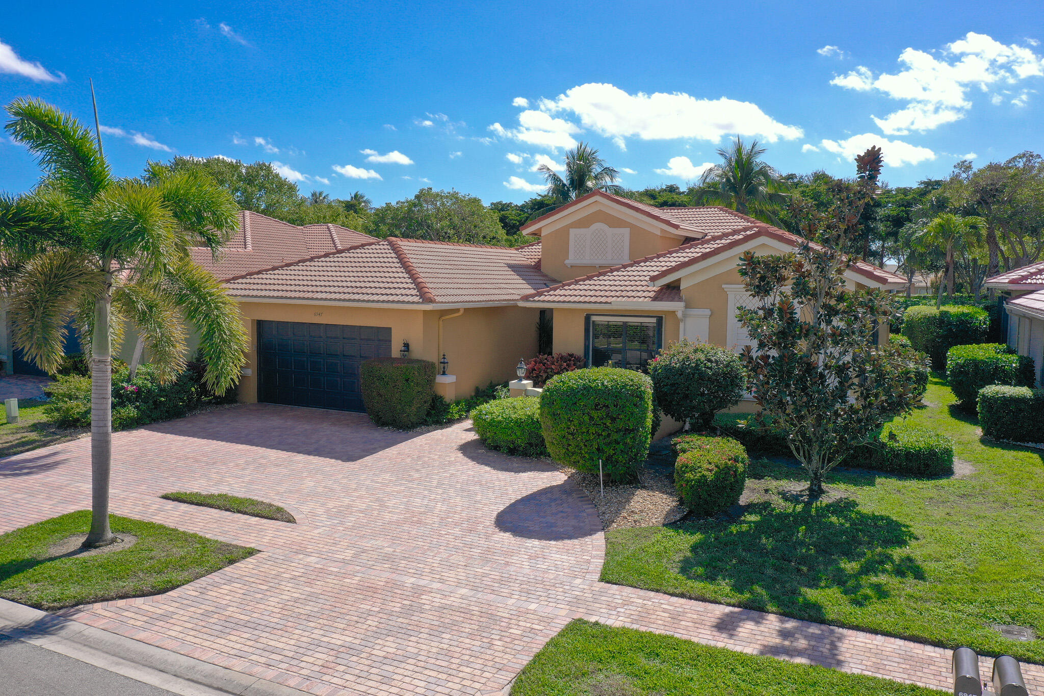 6947 Antinori Lane