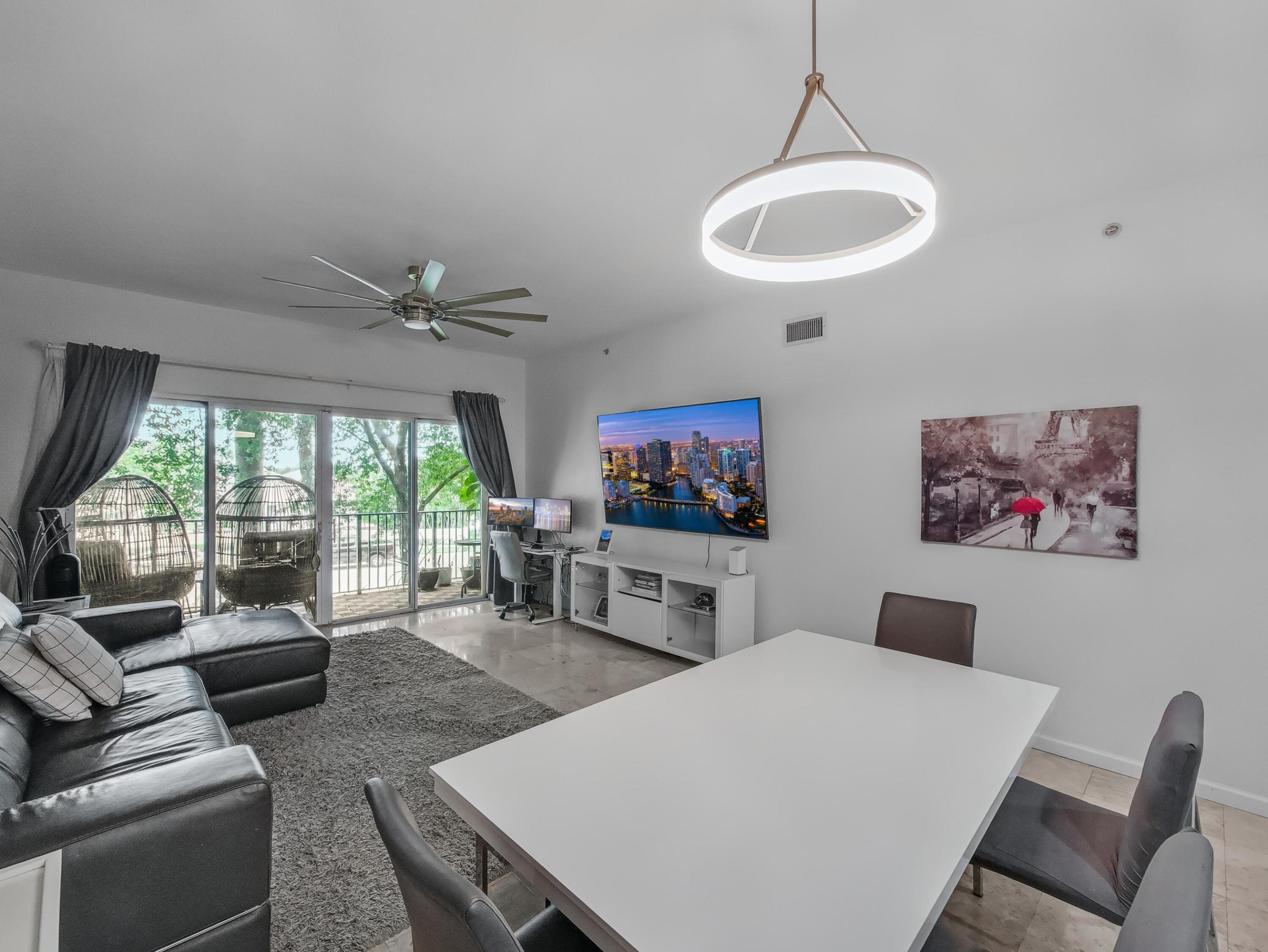 1610 Presidential Way B-207