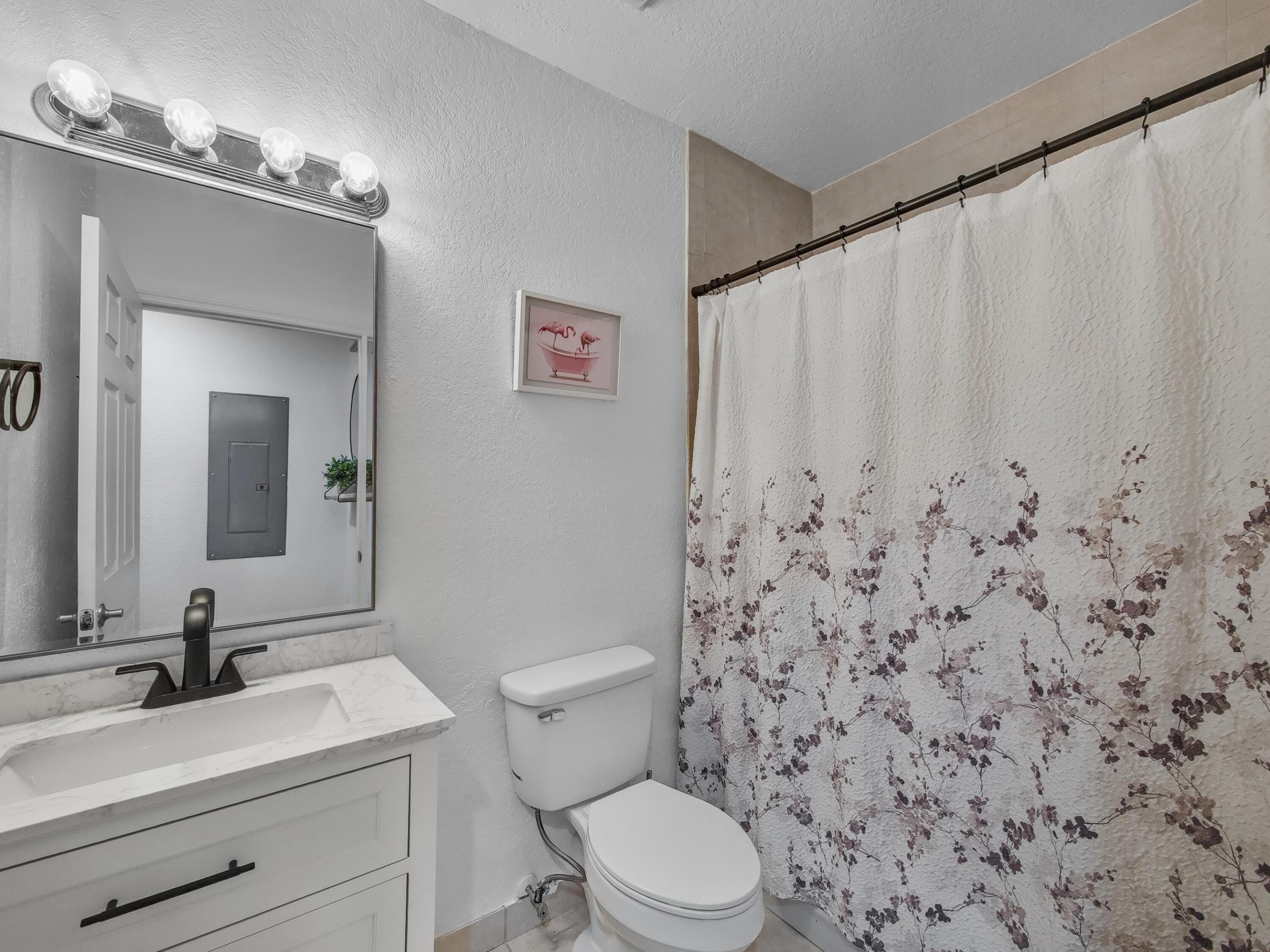 1610 Presidential Way B-207