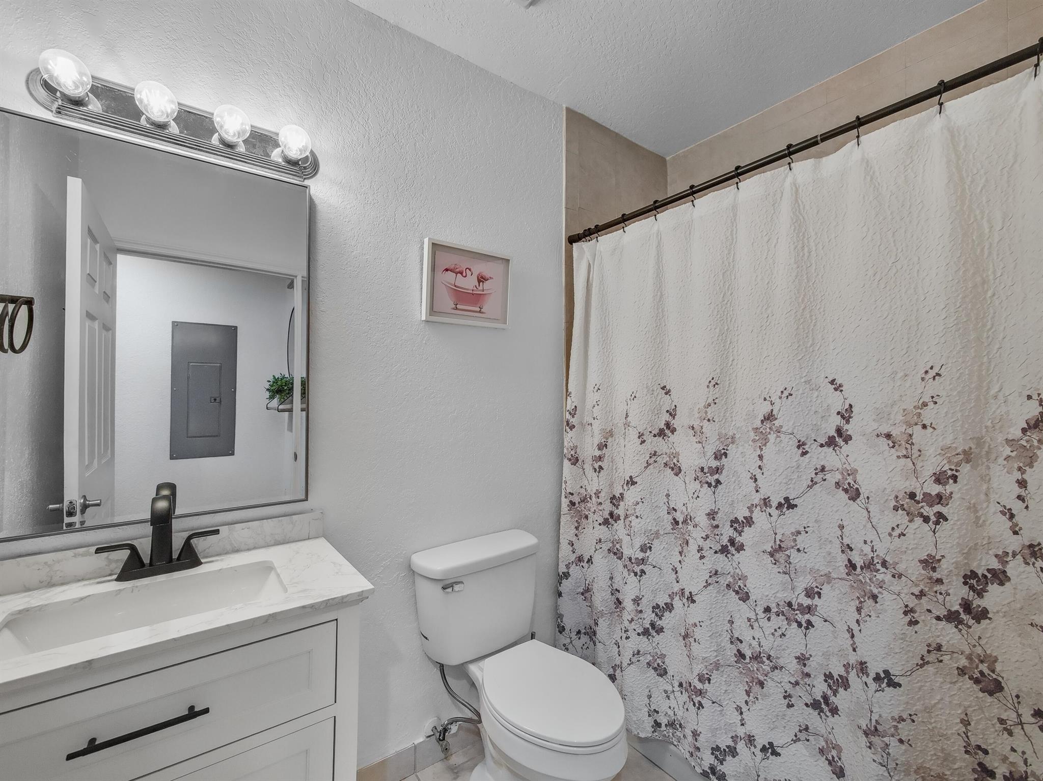 1610 Presidential Way B-207