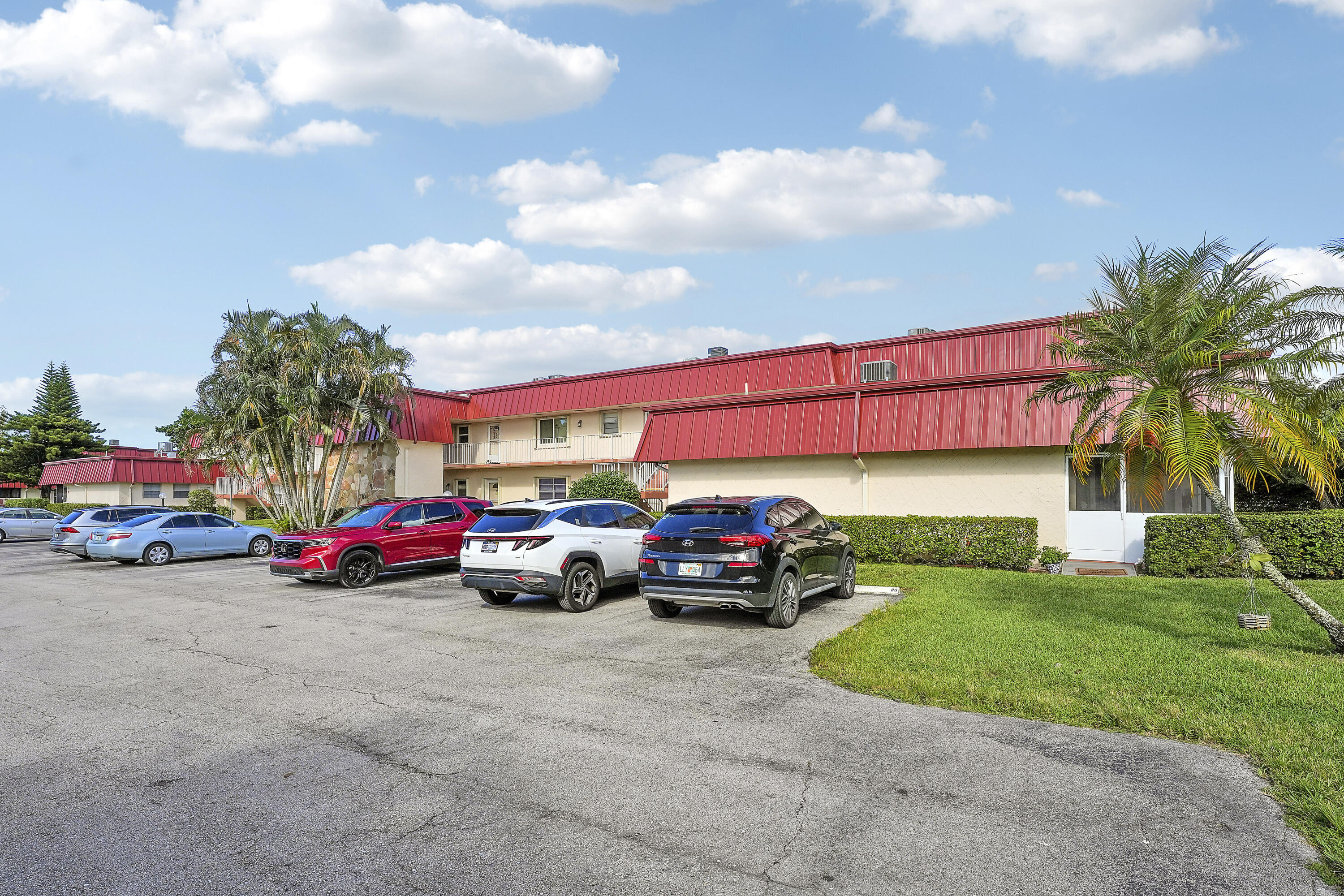 12014 Greenway Circle S 109