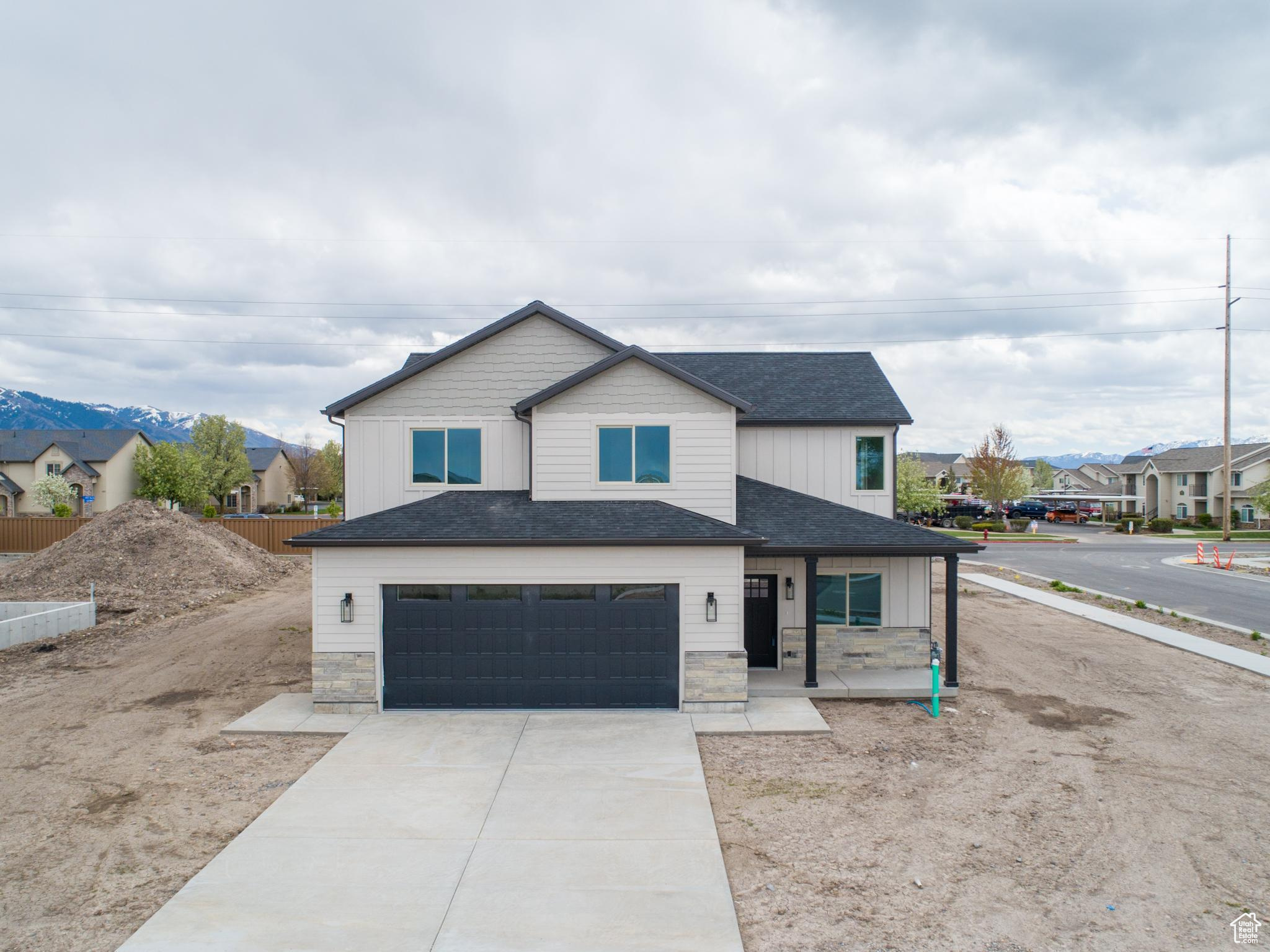 512 W 1830 N