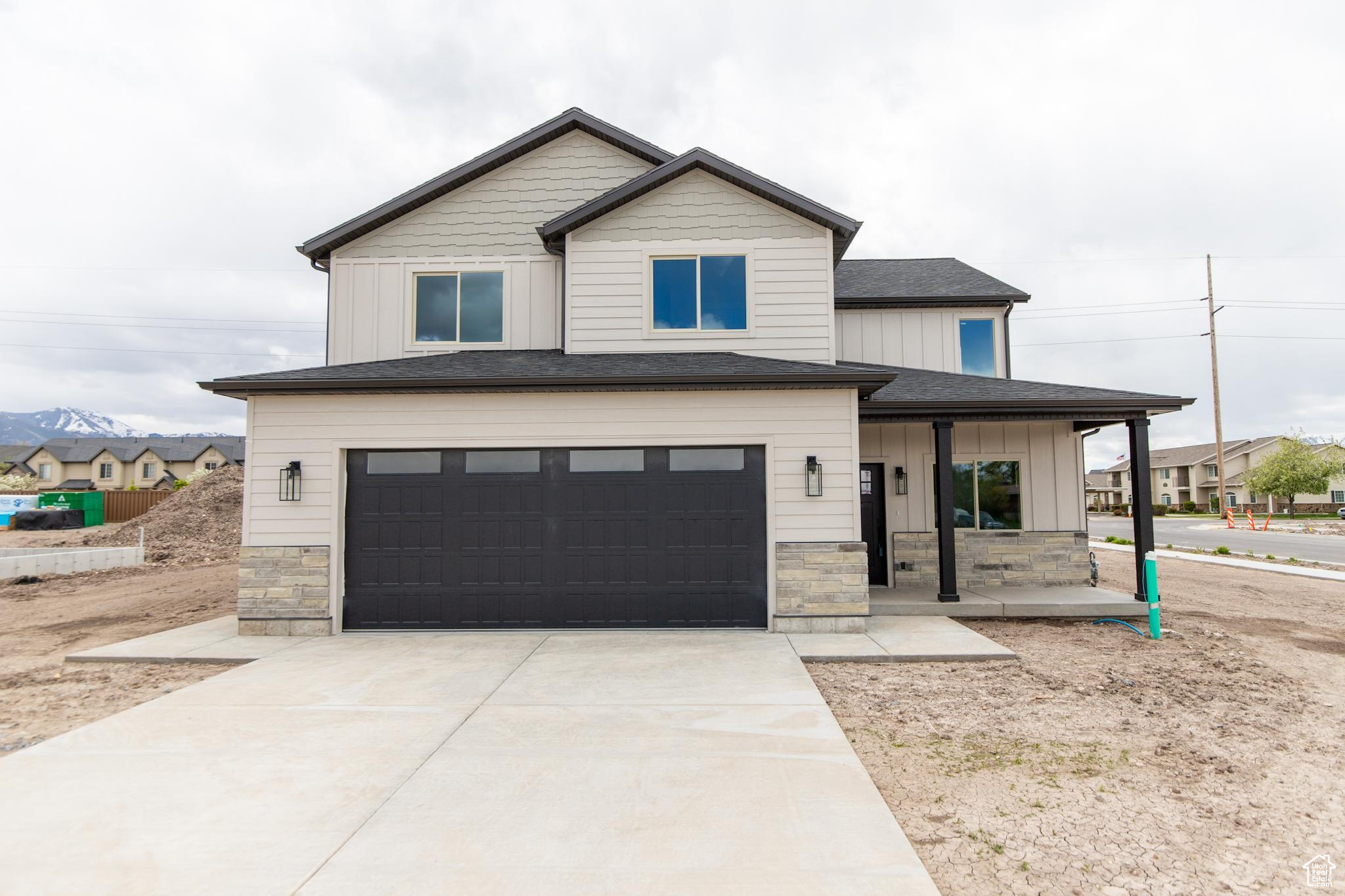 512 W 1830 N