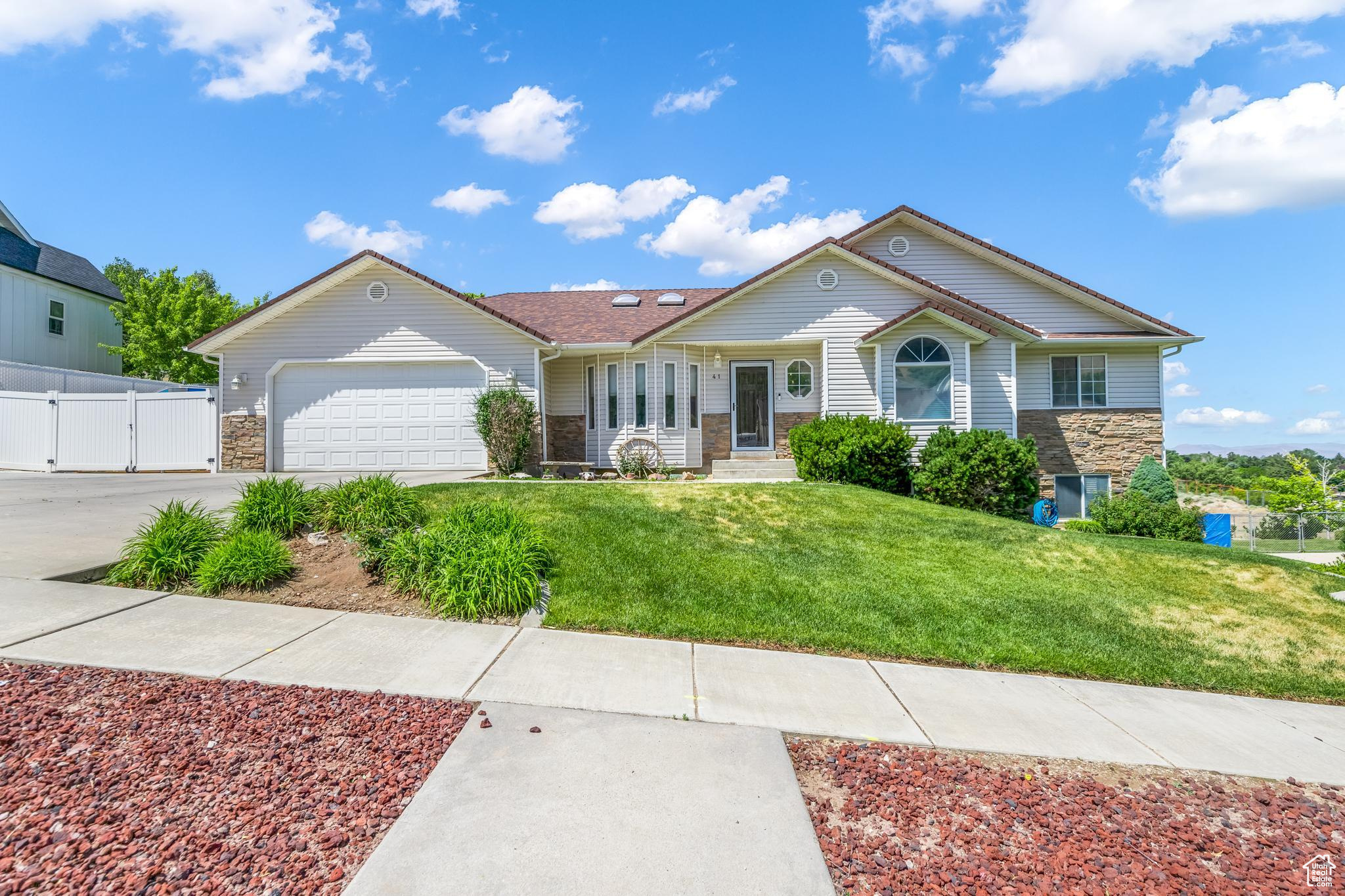 41 N HIGHLAND BLVD
