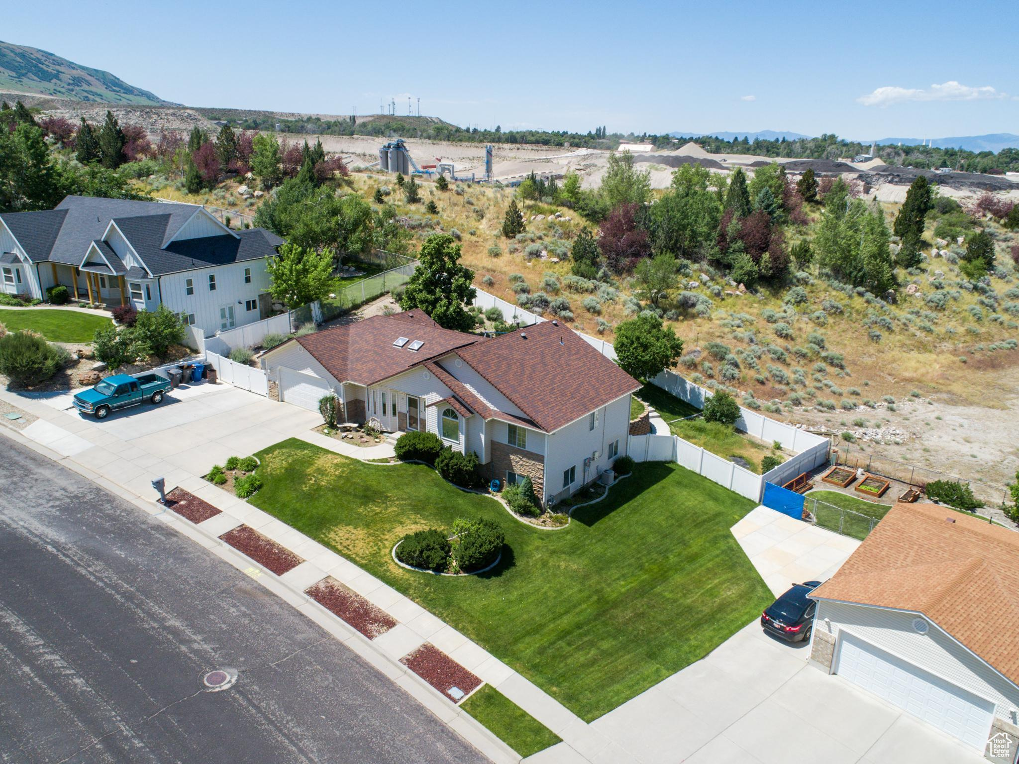 41 N HIGHLAND BLVD