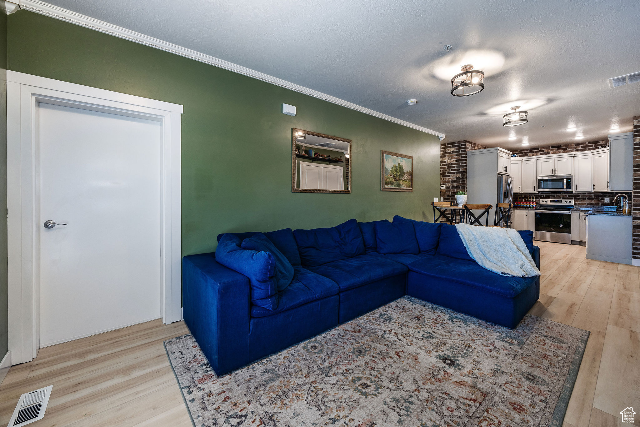 1558 N 160 W #101