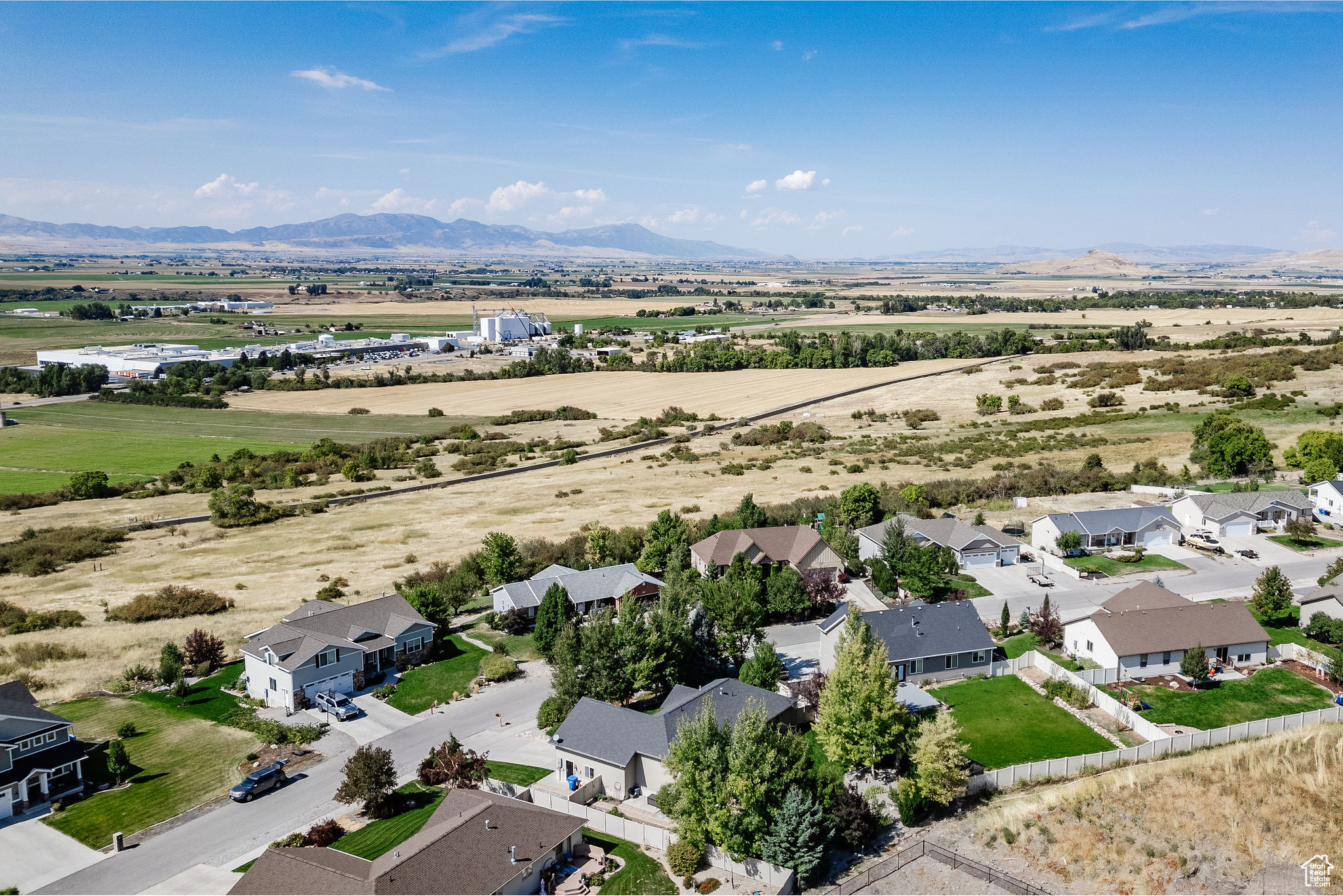 526 N CHERRY CREEK PKWY