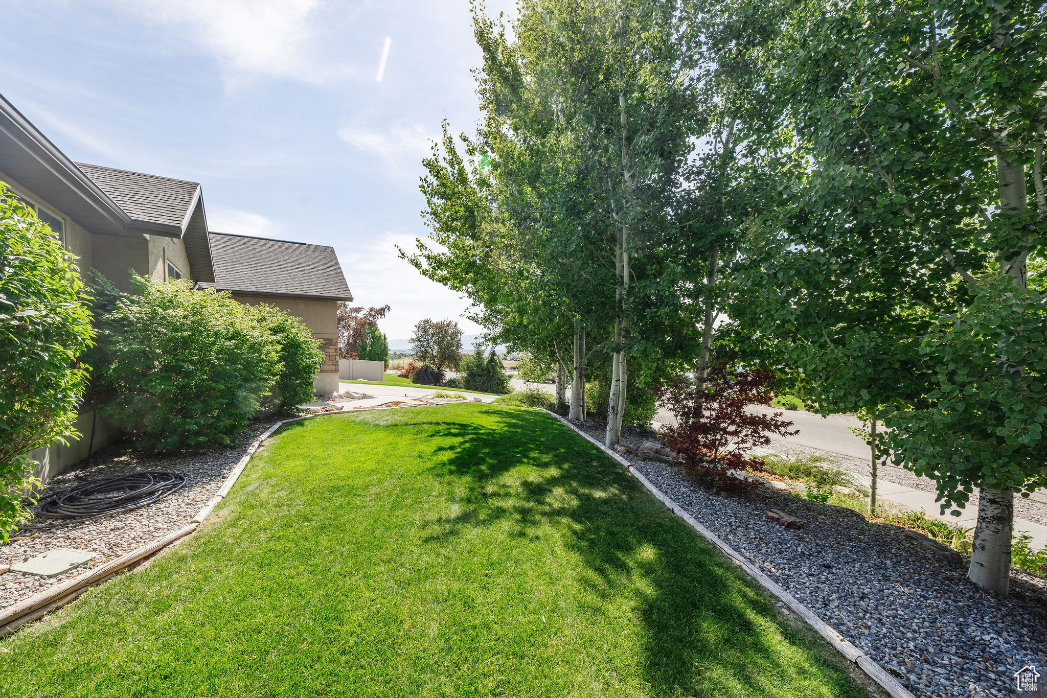 526 N CHERRY CREEK PKWY