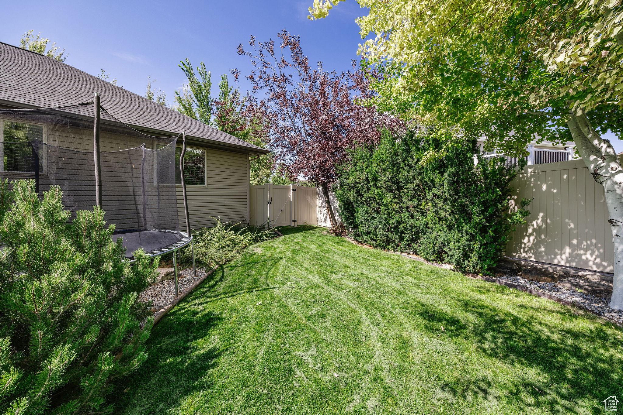 526 N CHERRY CREEK PKWY