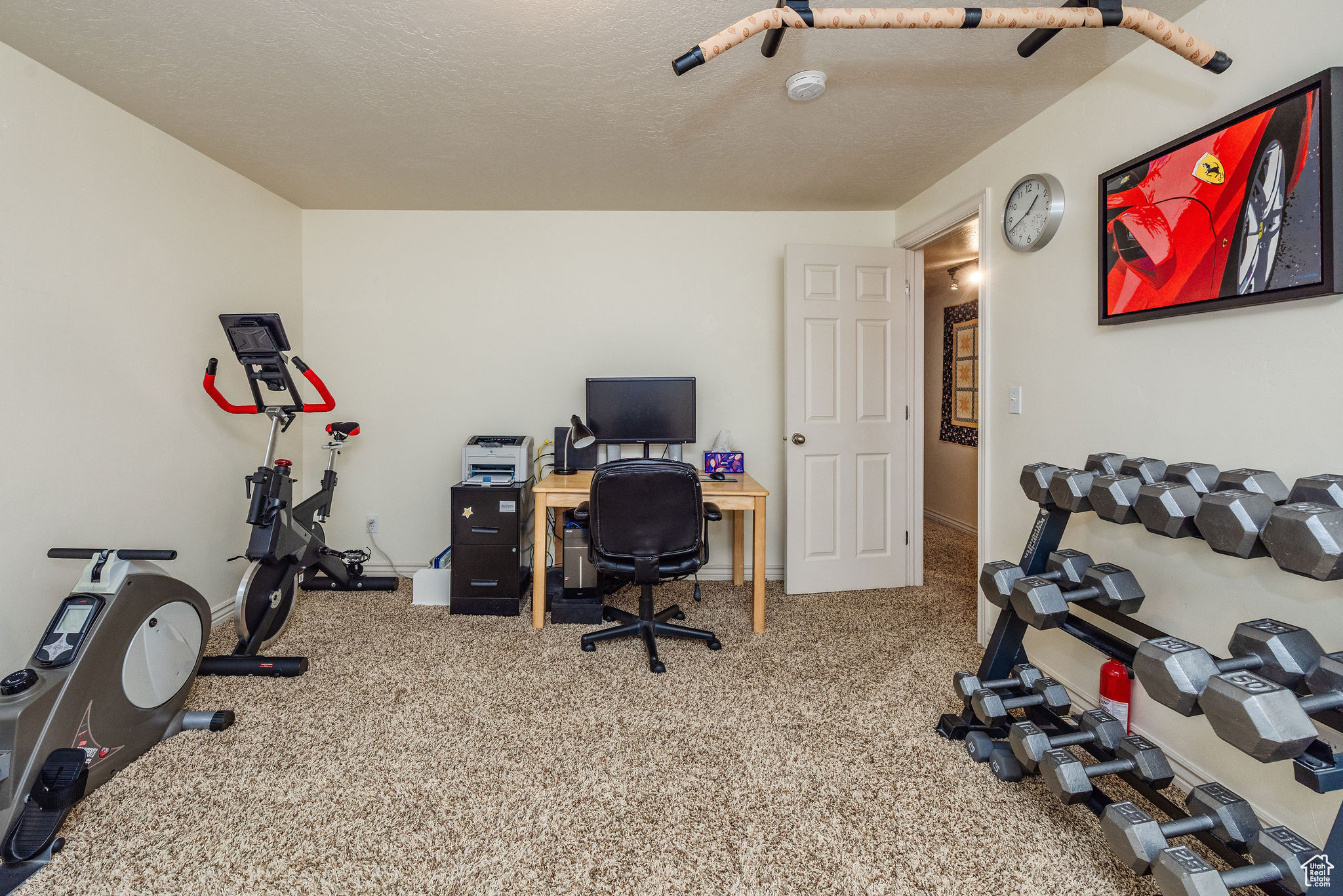 526 N CHERRY CREEK PKWY