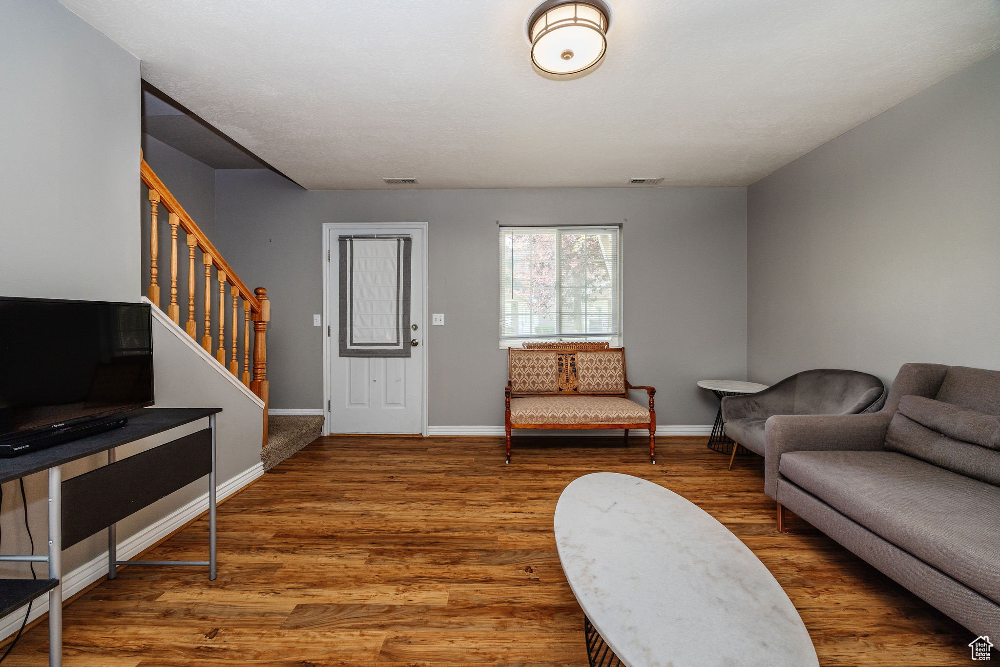 194 STIRLING PL